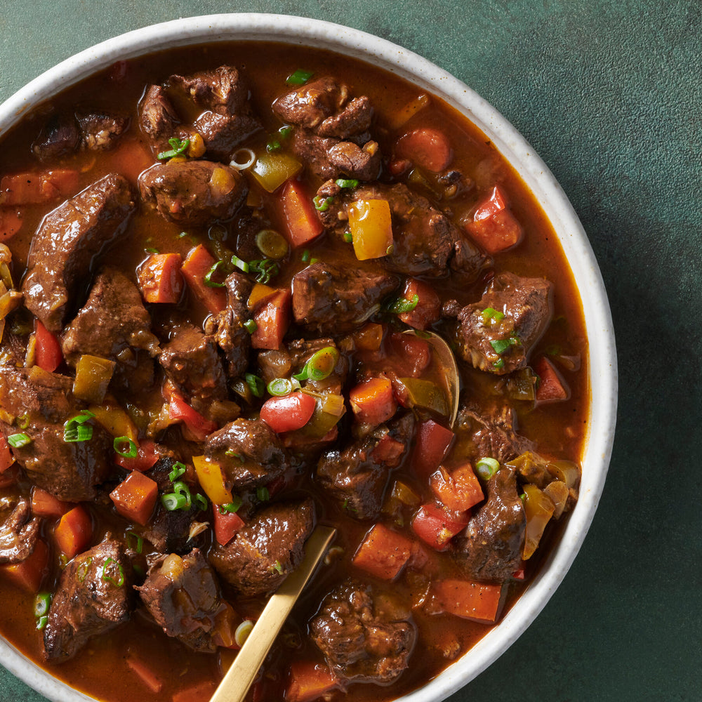 SIRLOIN STEW W/ HEAVY CRIOLLA SALSA Y VEGGIES